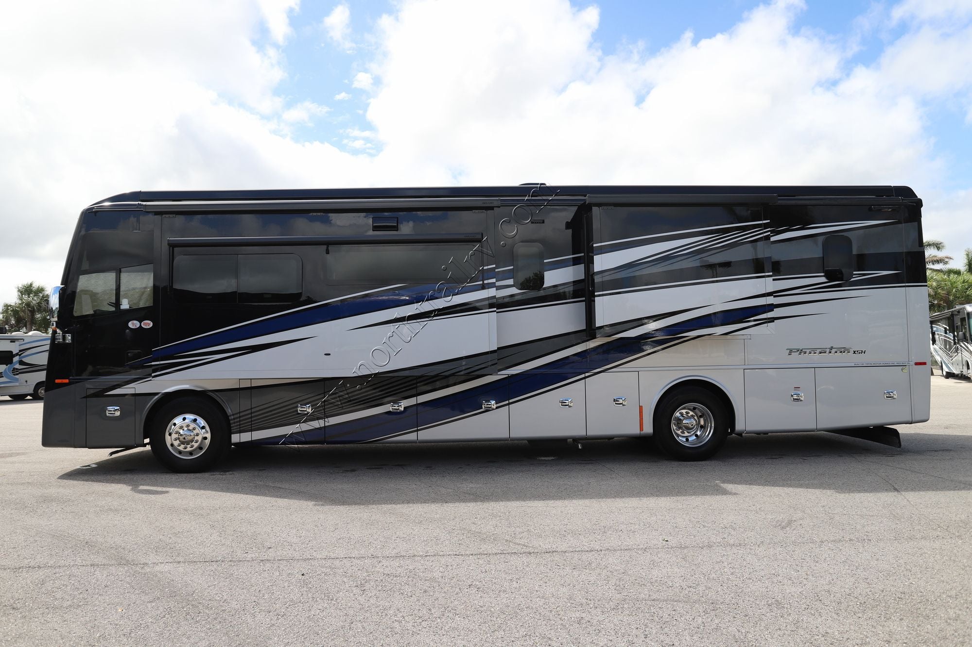 Used 2026 Tiffin Motor Homes Phaeton 40IH Class A  For Sale