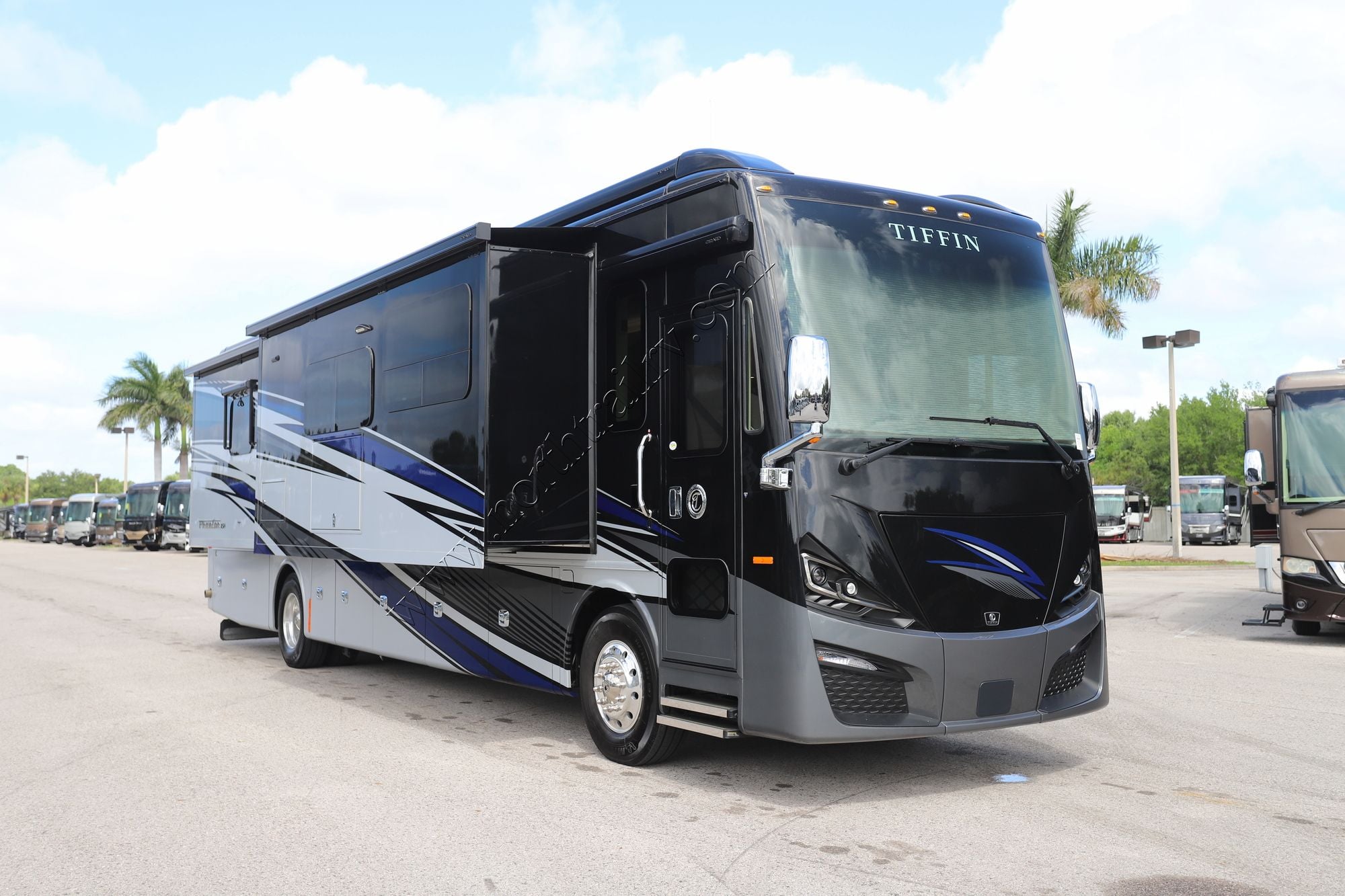 Used 2026 Tiffin Motor Homes Phaeton 40IH Class A  For Sale