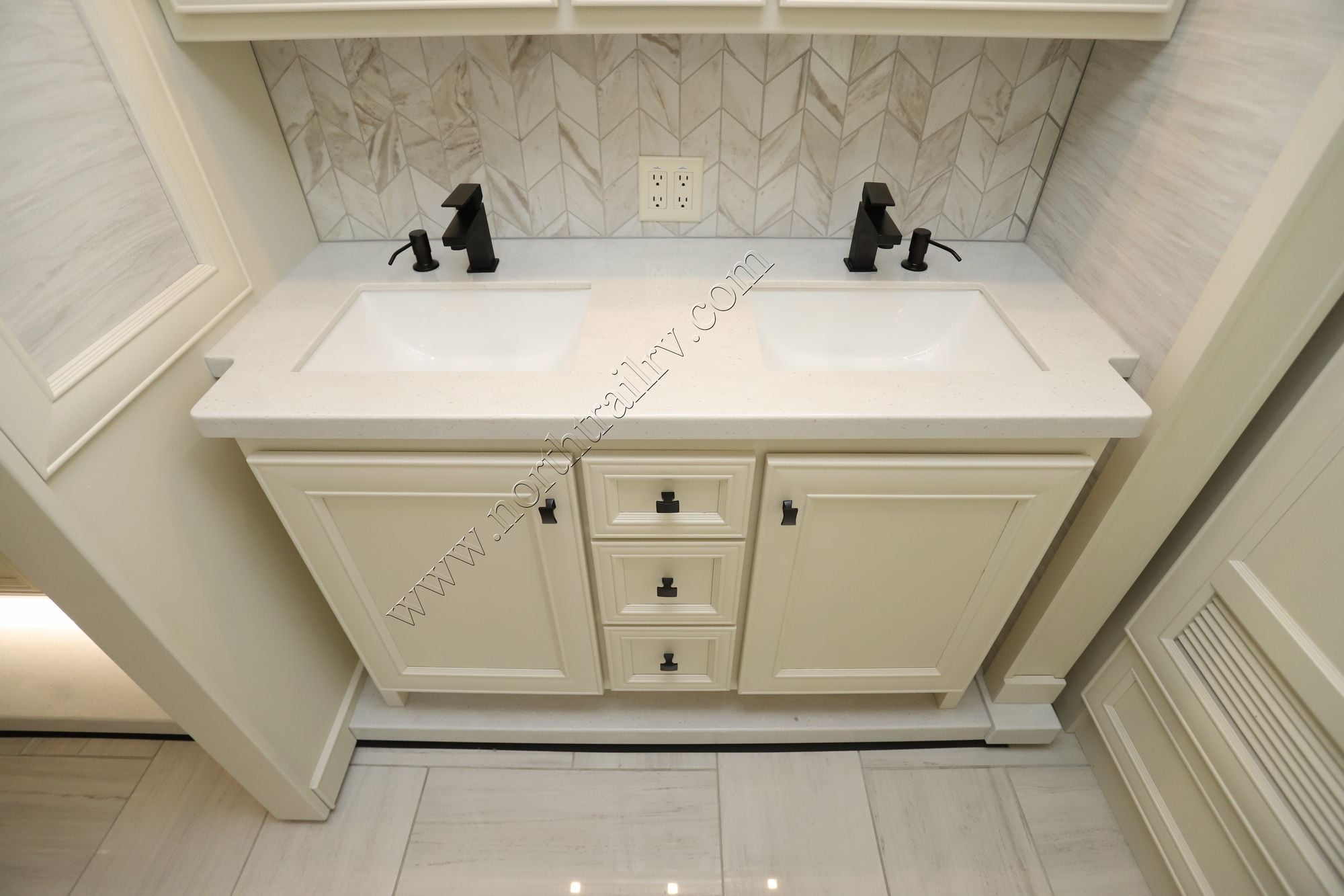 Used 2026 Tiffin Motor Homes Phaeton 40IH Class A  For Sale