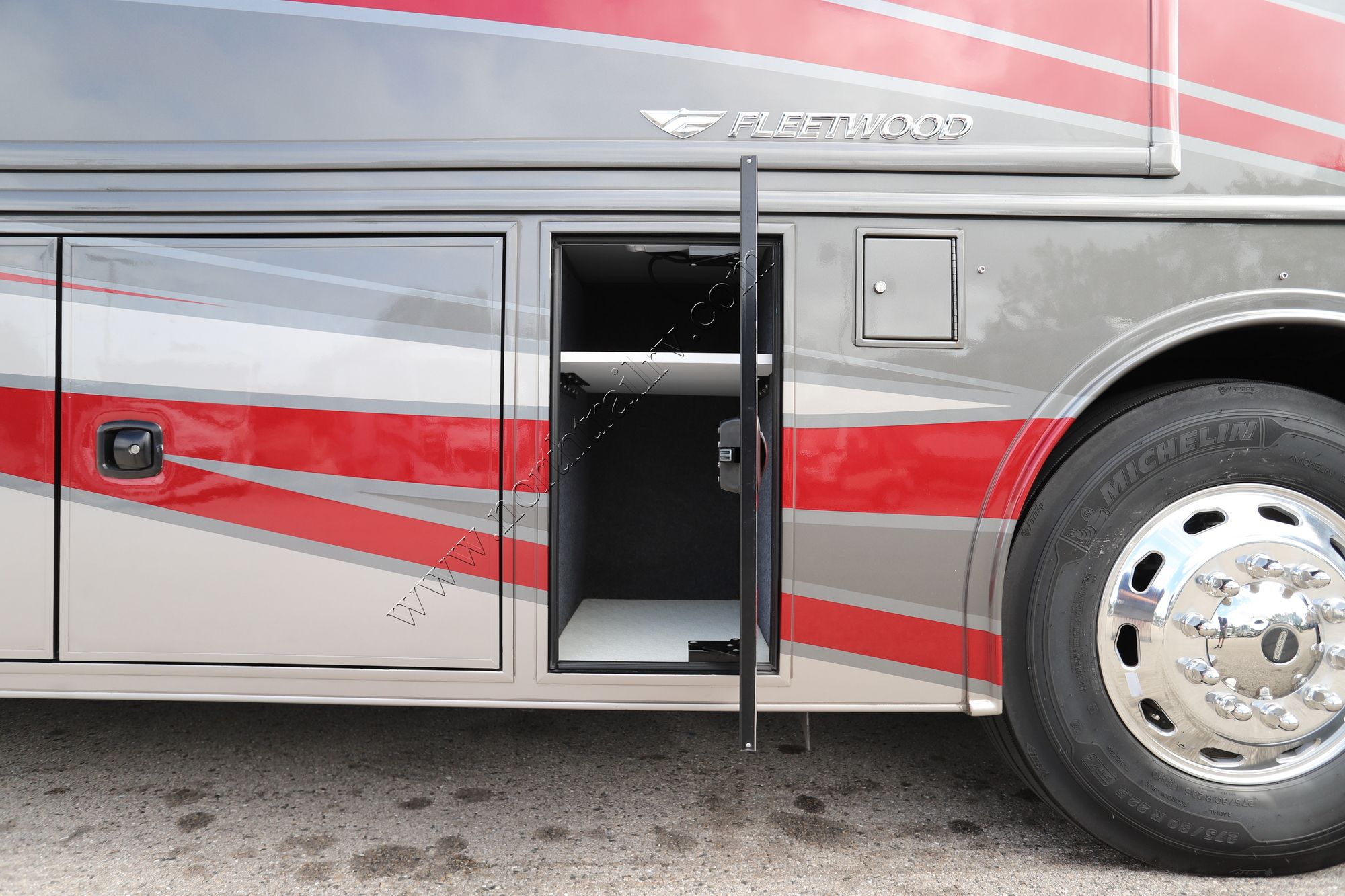 Used 2023 Fleetwood Frontier 34TG Class A  For Sale