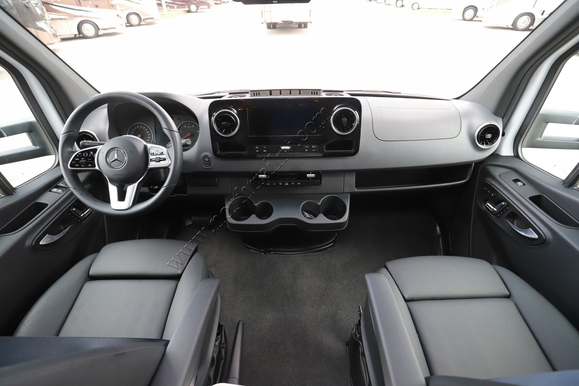 Used 2023 Renegade Rv Vienna 25VTBN Class C  For Sale