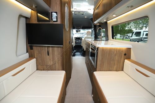2026 Airstream Interstate Grand Tour AP