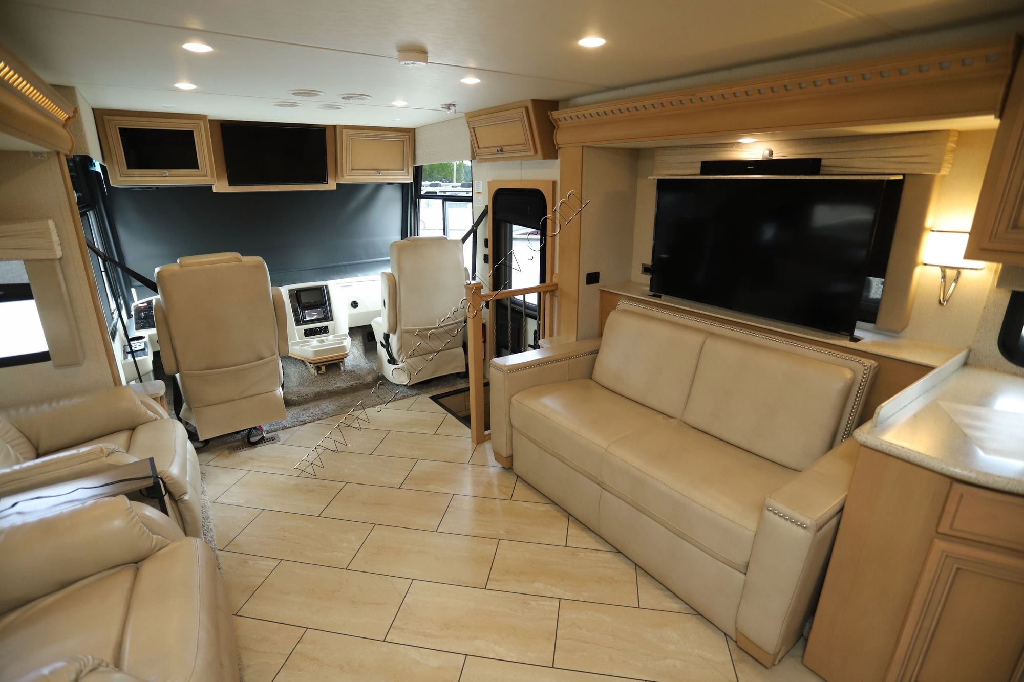 Used 2019 Newmar Bay Star 3626 Class A  For Sale