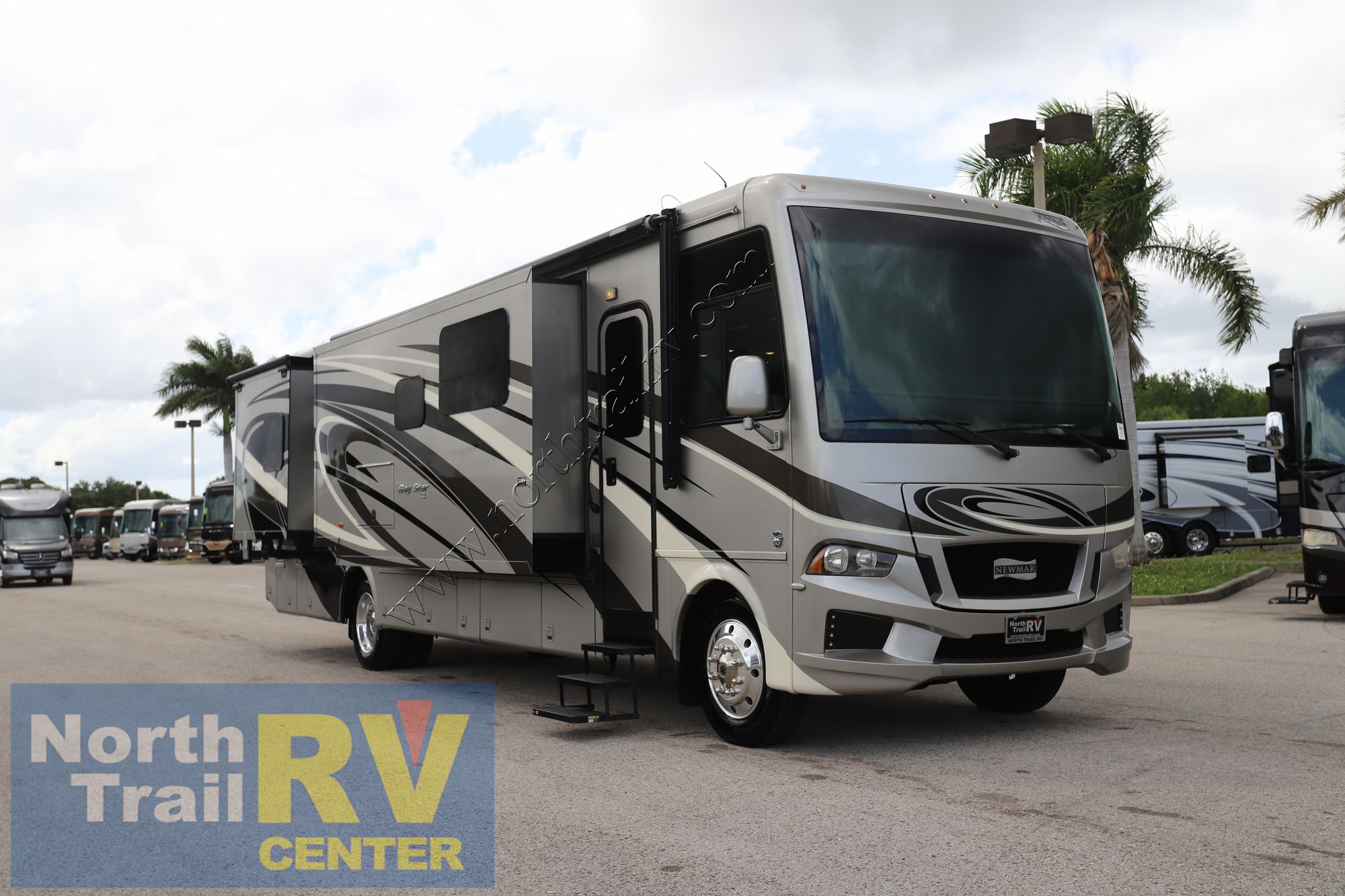 Used 2019 Newmar Bay Star 3626 Class A  For Sale
