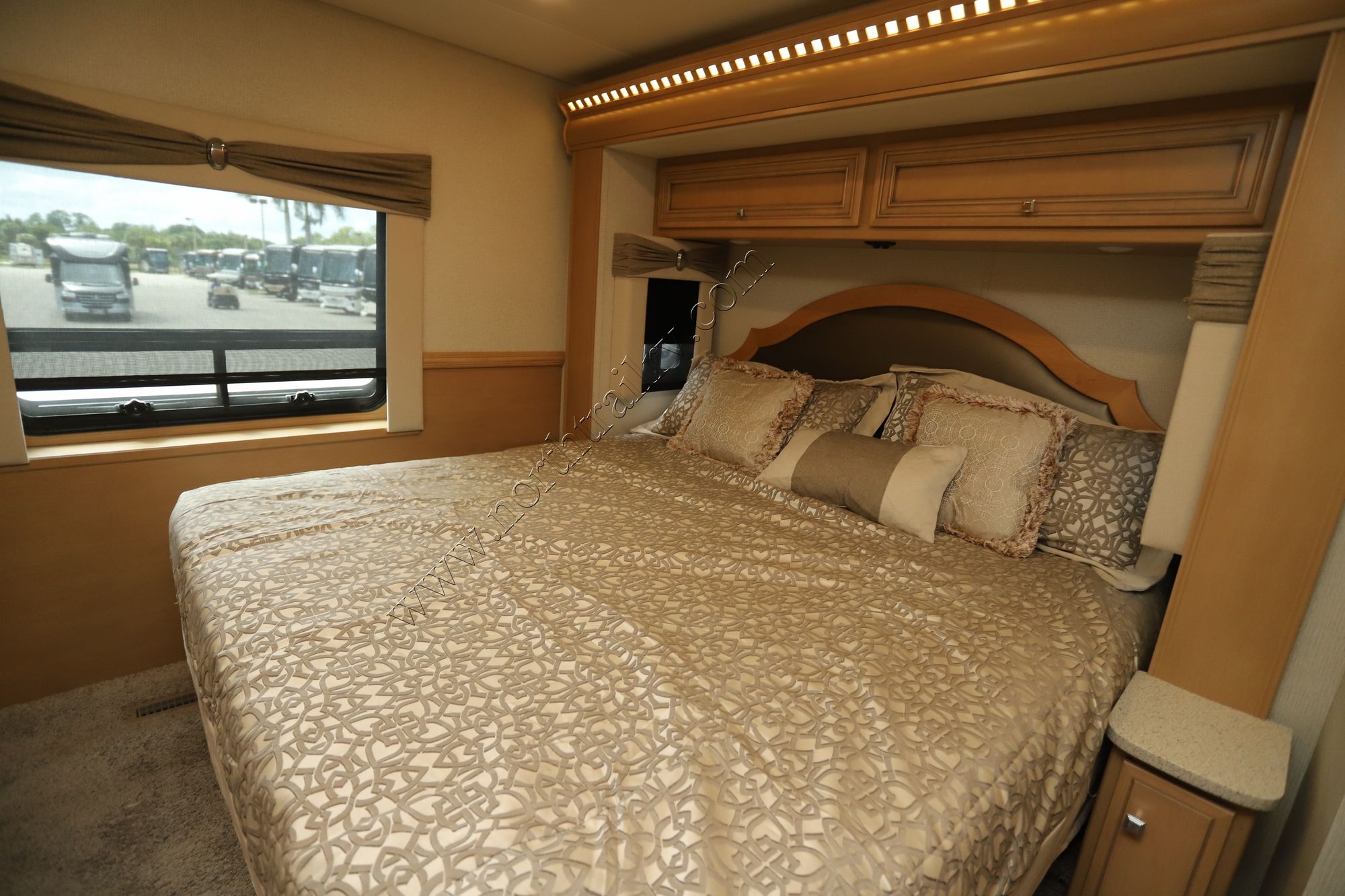 Used 2019 Newmar Bay Star 3626 Class A  For Sale