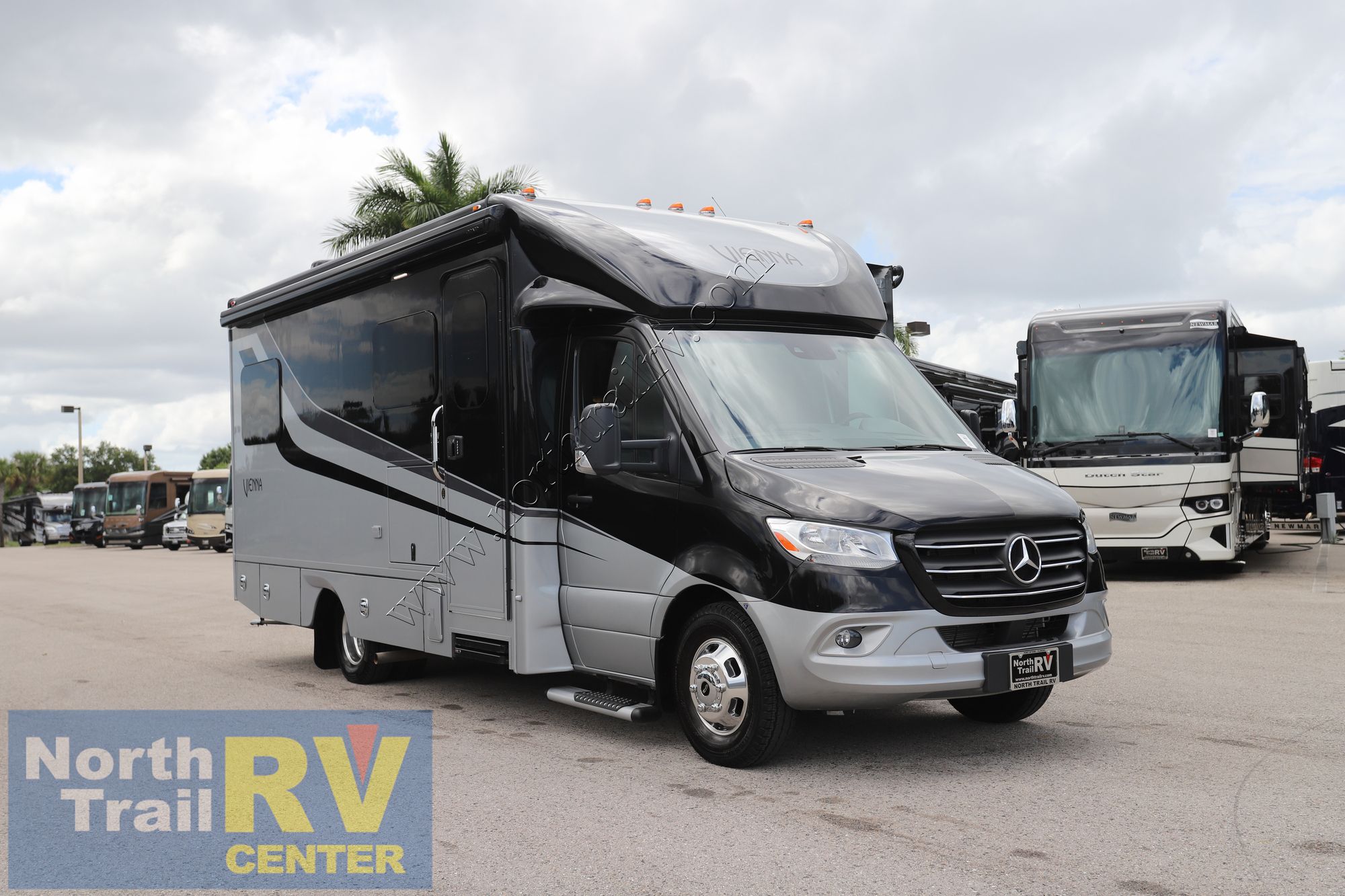 Used 2023 Renegade Rv Vienna 25VTBN Class C  For Sale