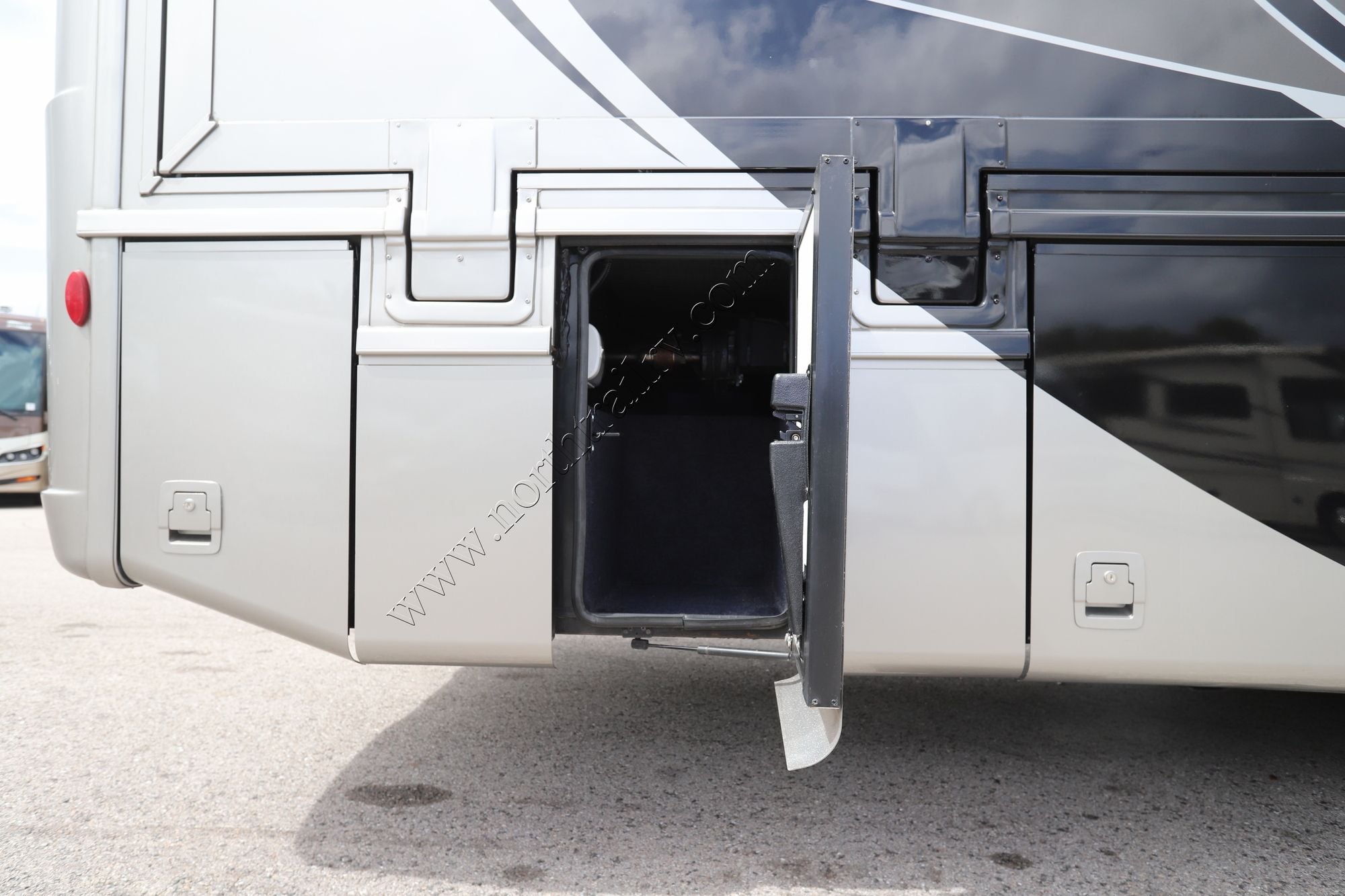 Used 2019 Newmar Bay Star 3626 Class A  For Sale