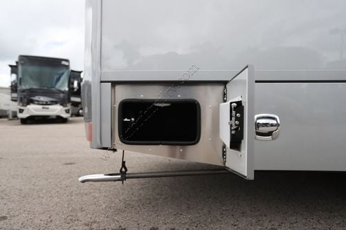 2023 Renegade Rv Vienna 25VTBN