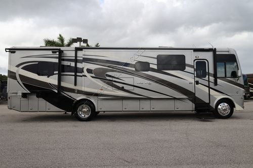 2019 Newmar Bay Star 3626