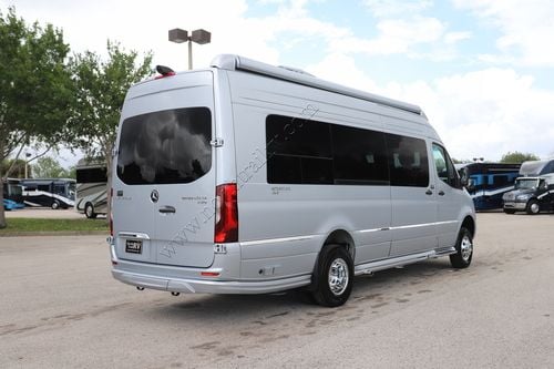 2026 Airstream Interstate Grand Tour AP