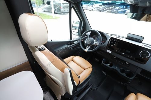 2026 Airstream Interstate Grand Tour AP