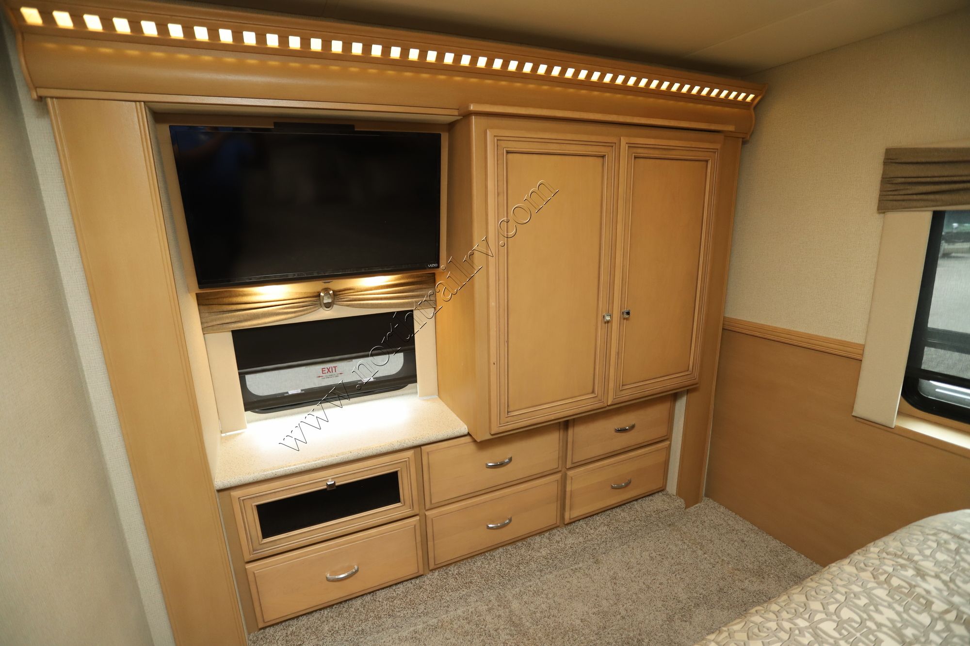 Used 2019 Newmar Bay Star 3626 Class A  For Sale