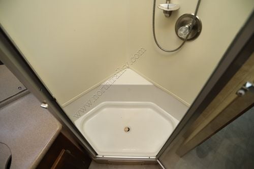 2005 Fleetwood Pace Arrow 35G