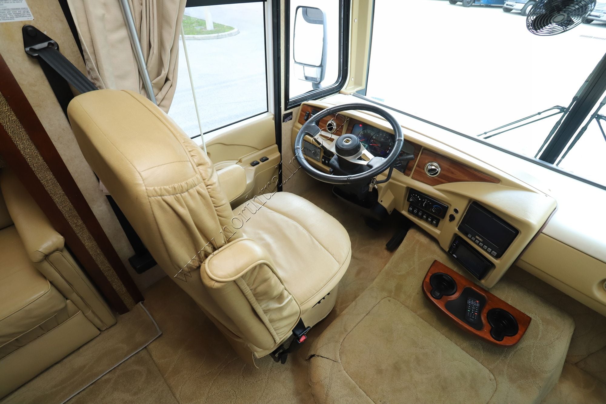 Used 2005 Fleetwood Pace Arrow 35G Class A  For Sale