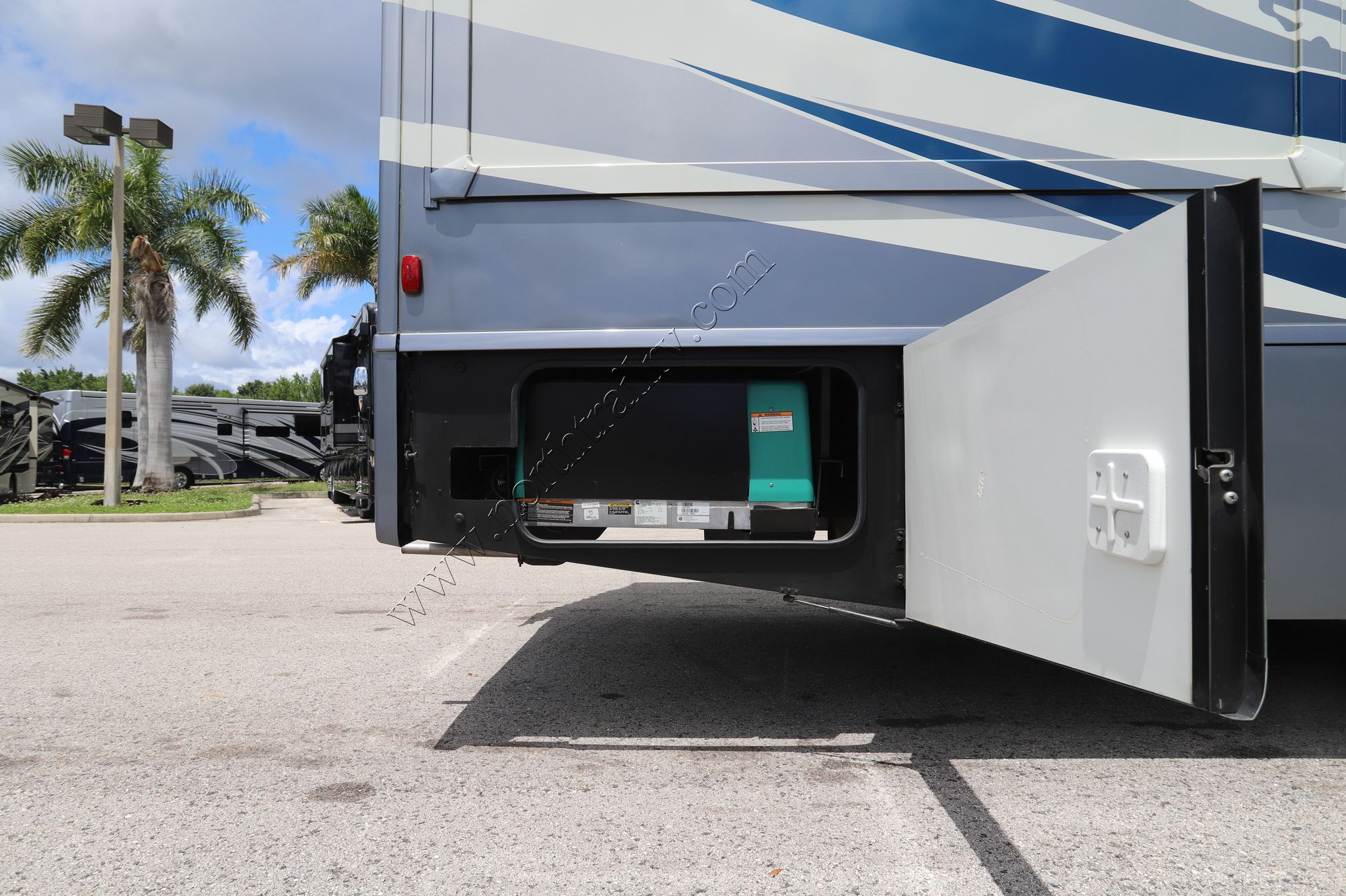 Used 2023 Winnebago Adventurer 34W Class A  For Sale