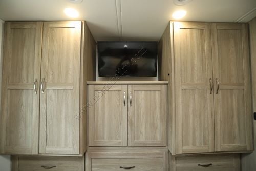 2023 Winnebago Adventurer 34W
