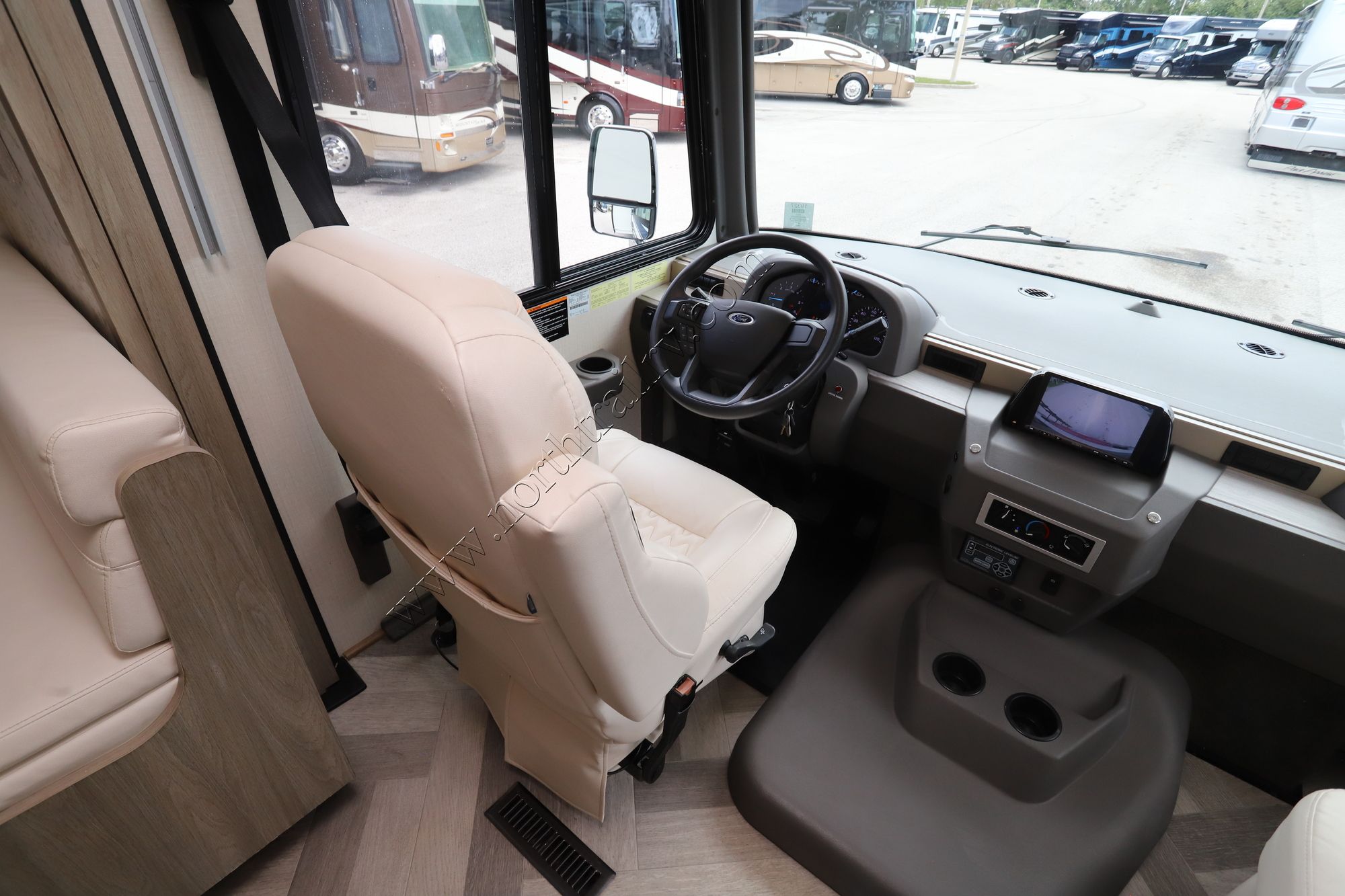 Used 2023 Winnebago Adventurer 34W Class A  For Sale