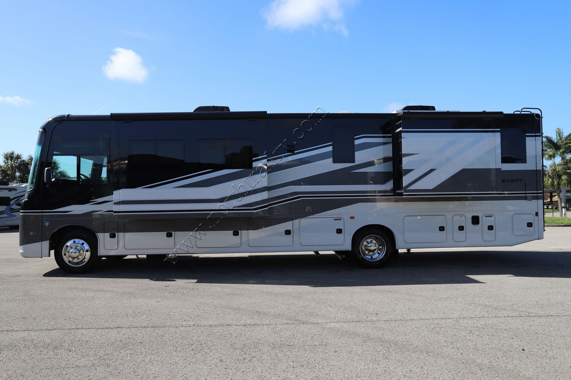 New 2026 Jayco Precept 36C Class A  For Sale