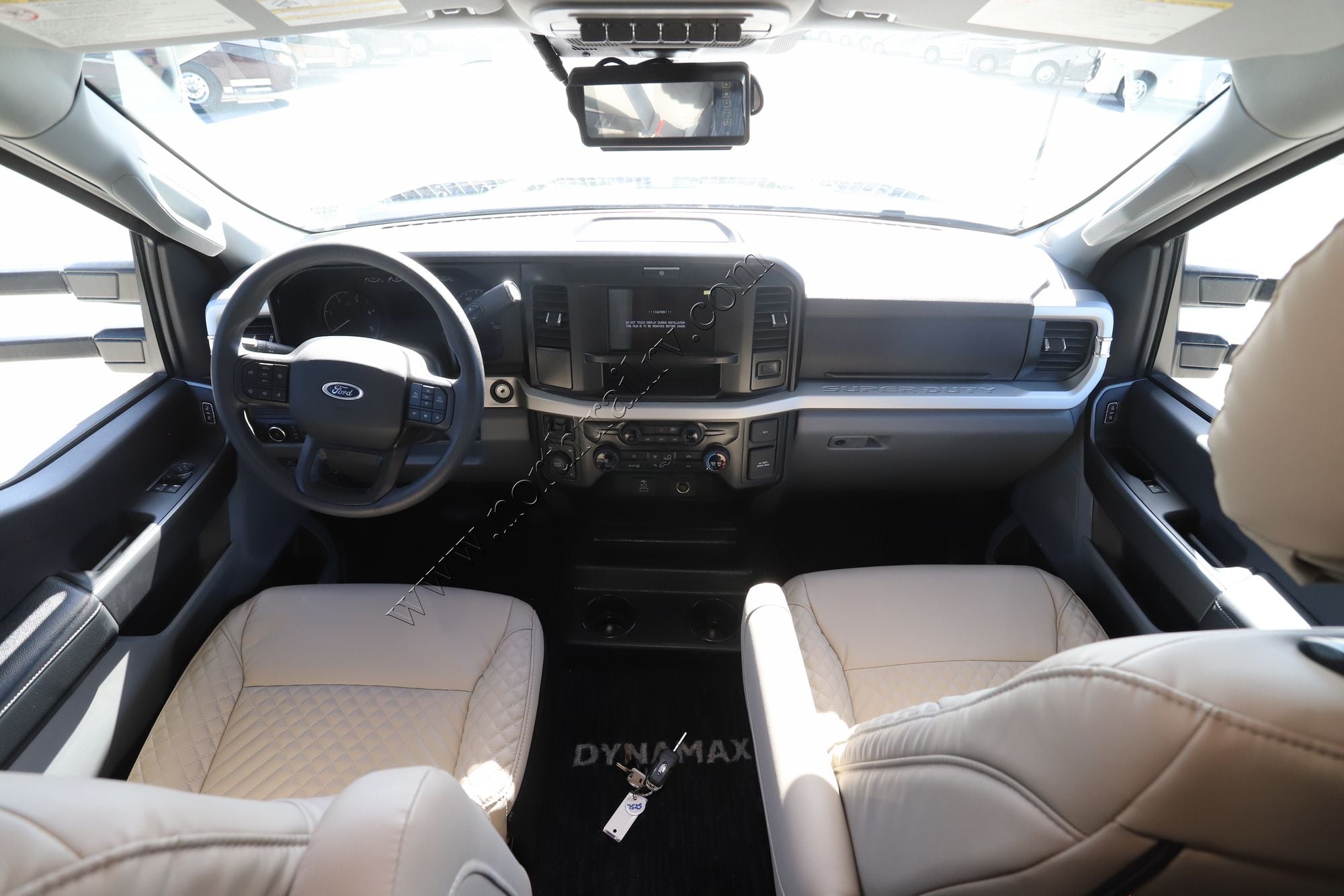 New 2026 Dynamax Isata 6 31KS Super C  For Sale