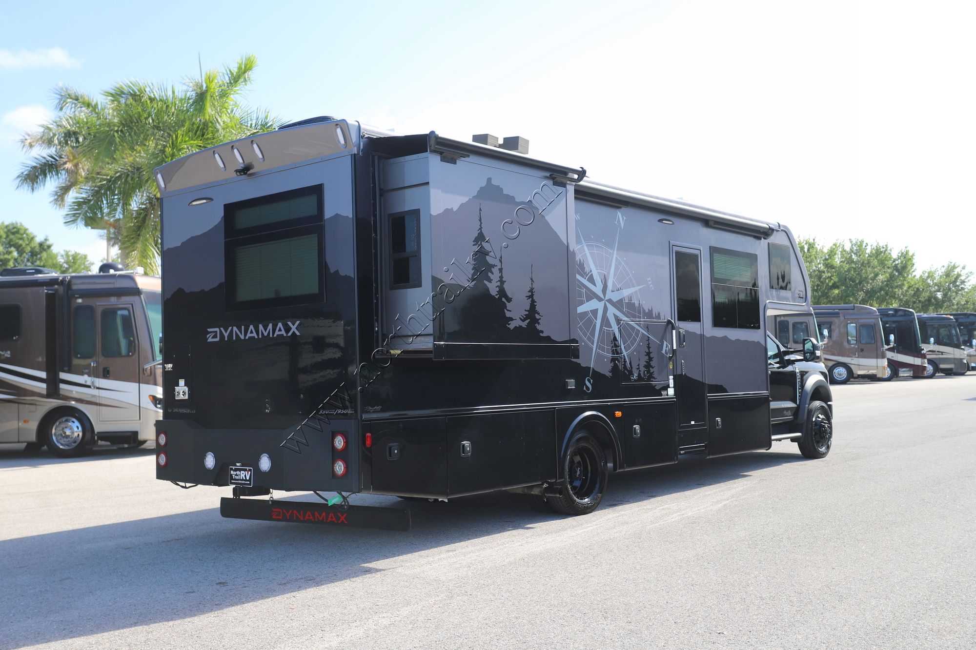 New 2026 Dynamax Isata 6 31KS Super C  For Sale