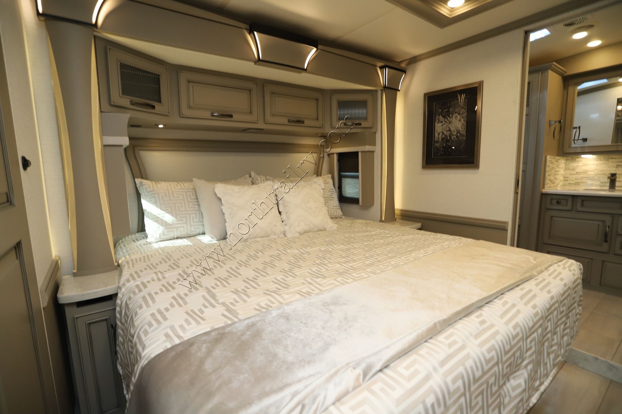 New 2026 Newmar Dutch Star 3836 Class A  For Sale