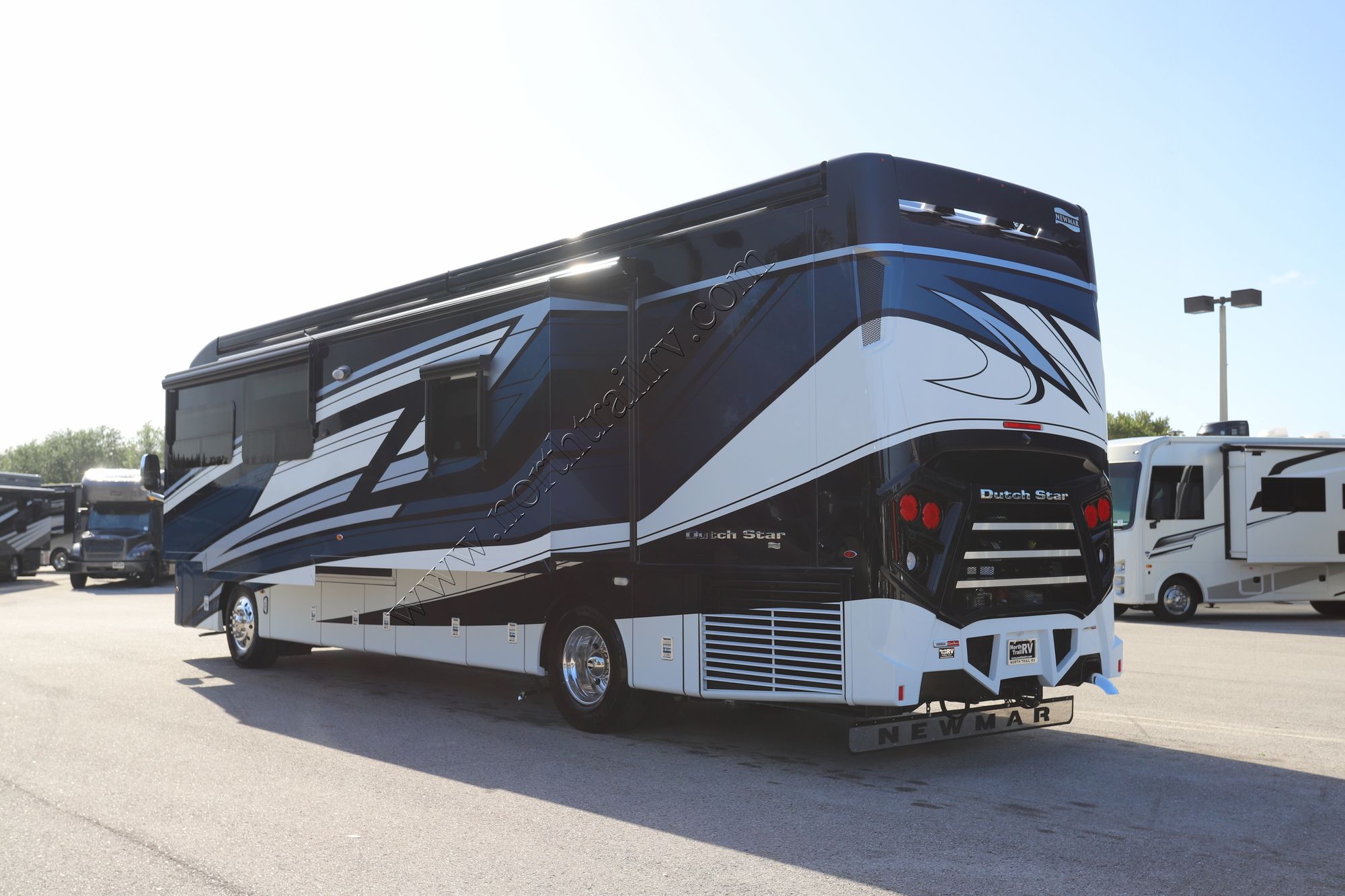 New 2026 Newmar Dutch Star 3836 Class A  For Sale