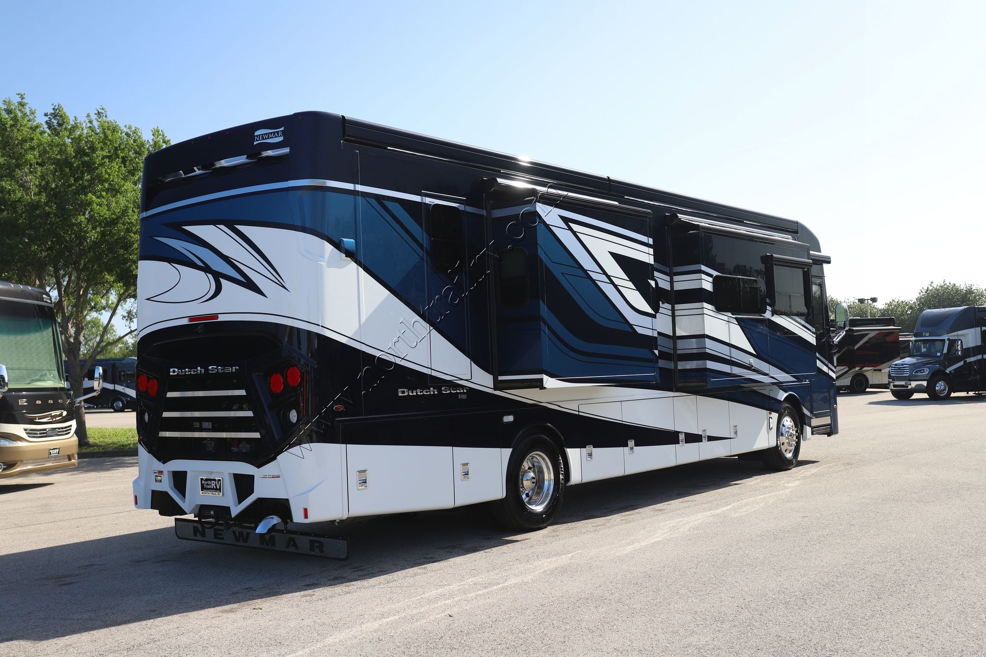 New 2026 Newmar Dutch Star 3836 Class A  For Sale