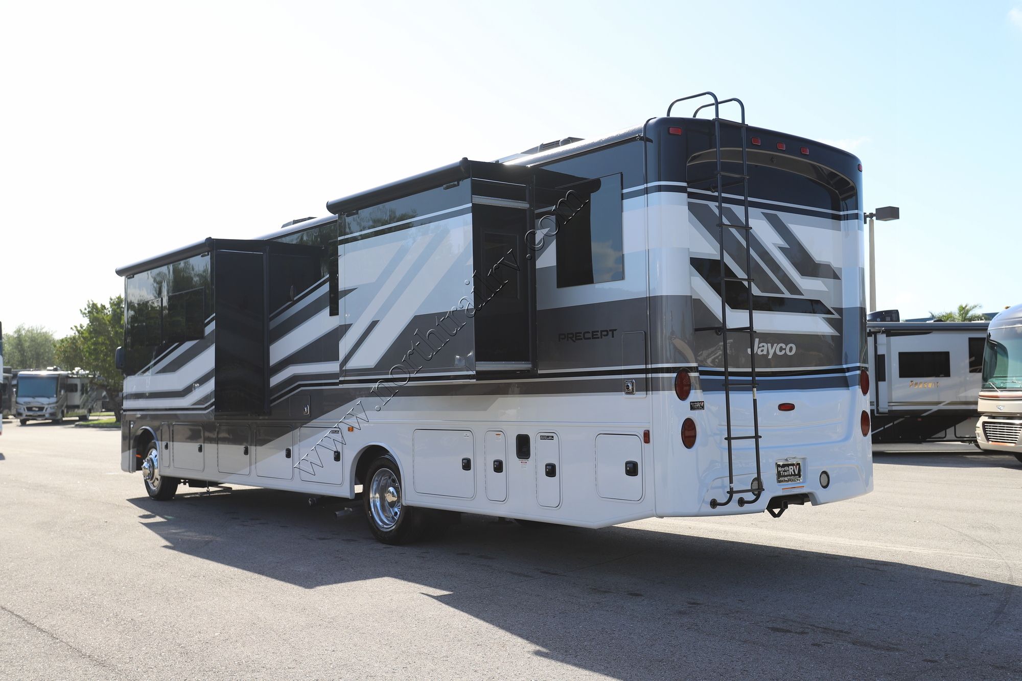New 2026 Jayco Precept 36C Class A  For Sale