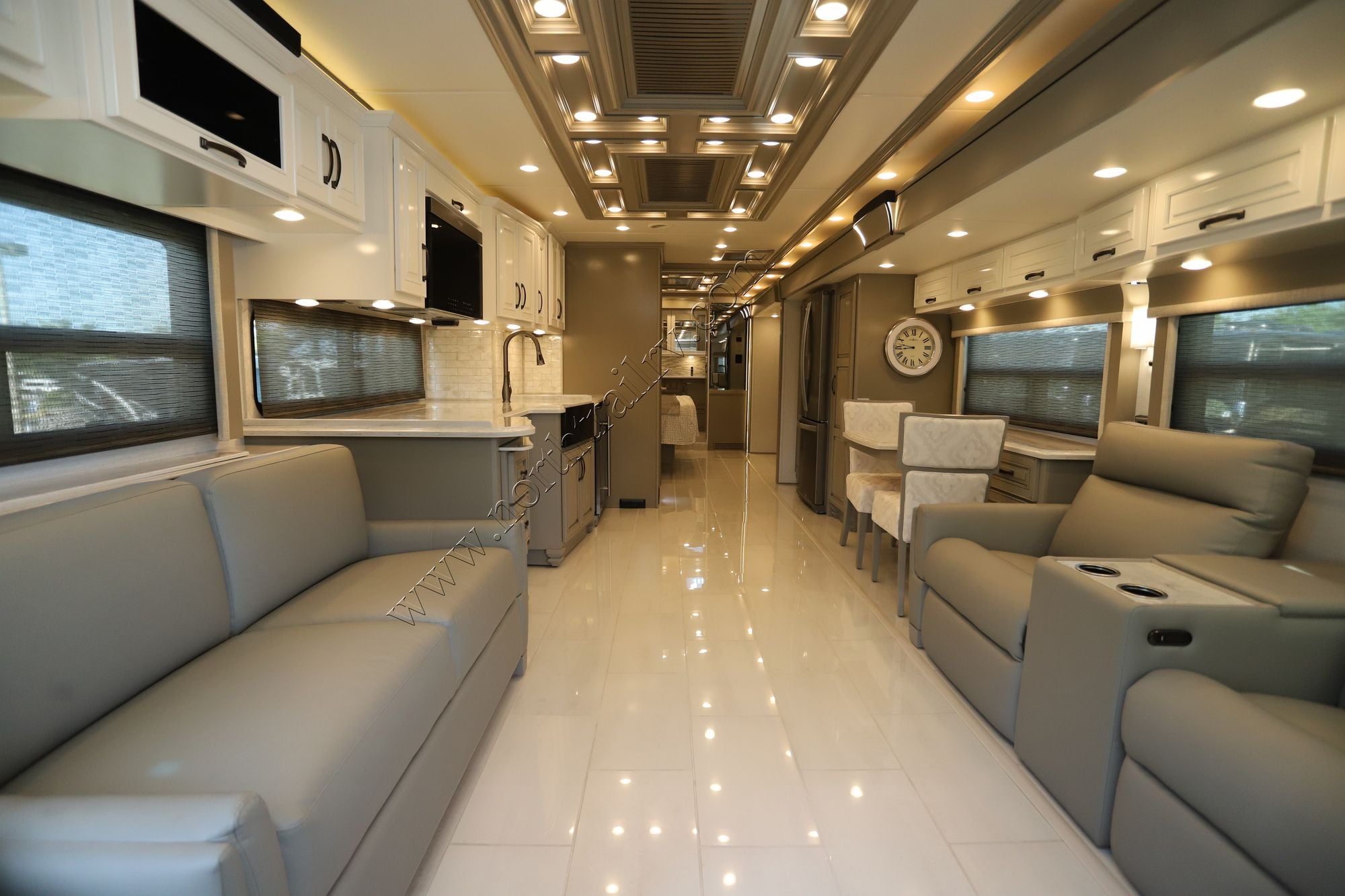 New 2026 Newmar Dutch Star 4325 Class A  For Sale