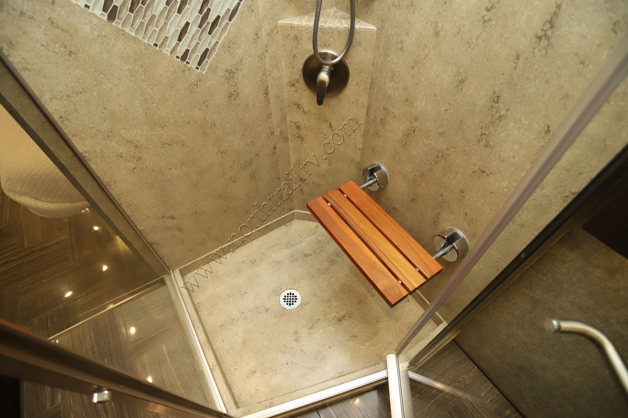 Used 2018 Newmar London Aire 4534 Class A  For Sale