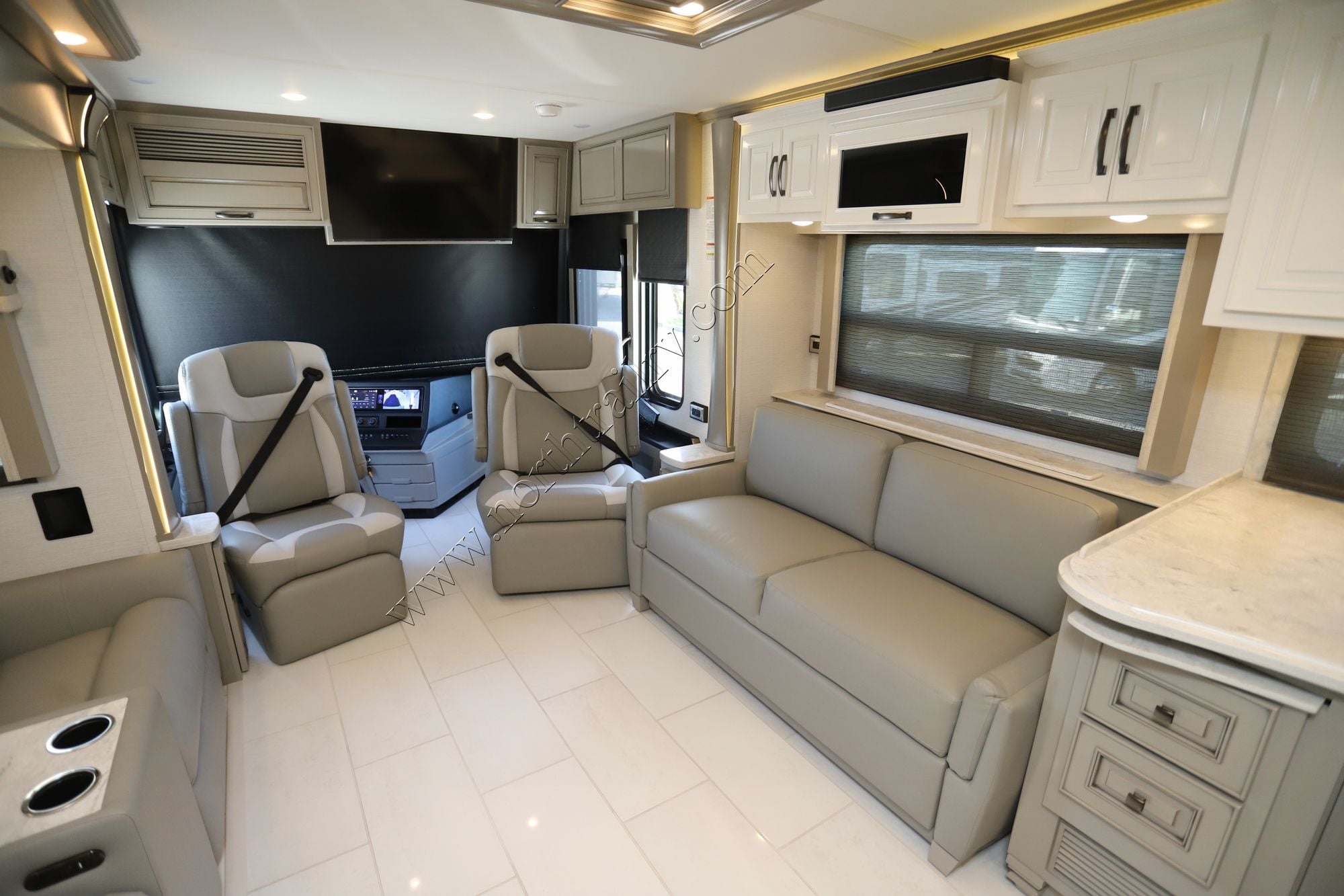 New 2026 Newmar Dutch Star 4325 Class A  For Sale