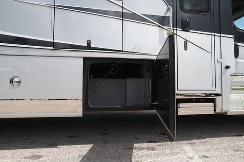 2022 Dynamax Dynaquest Xl 37RB