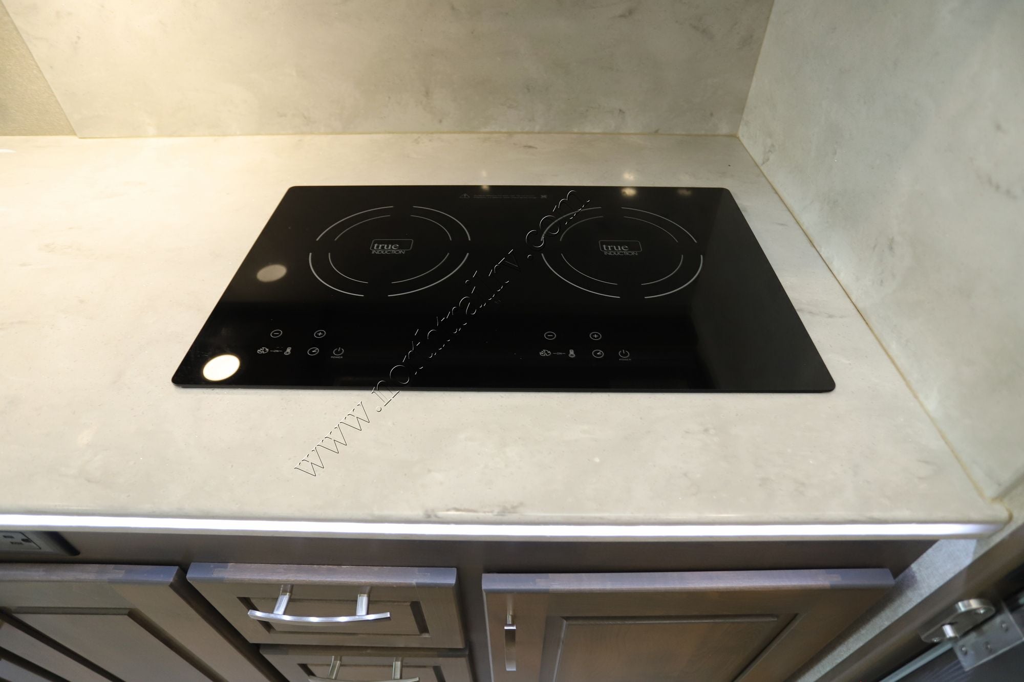 Used 2022 Dynamax Dynaquest Xl 37RB Super C  For Sale