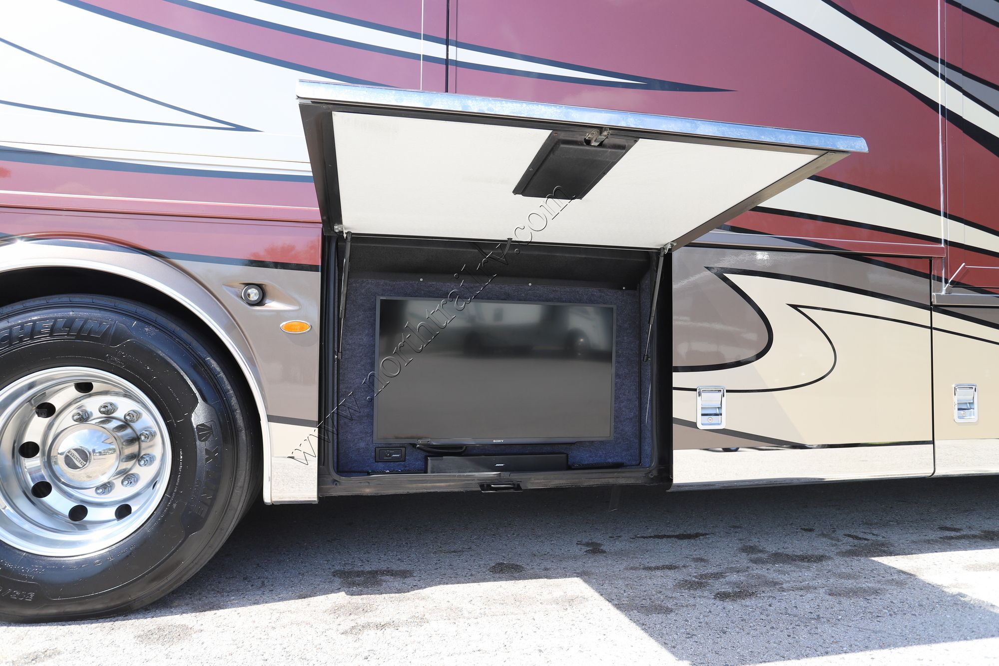 Used 2018 Newmar London Aire 4534 Class A  For Sale