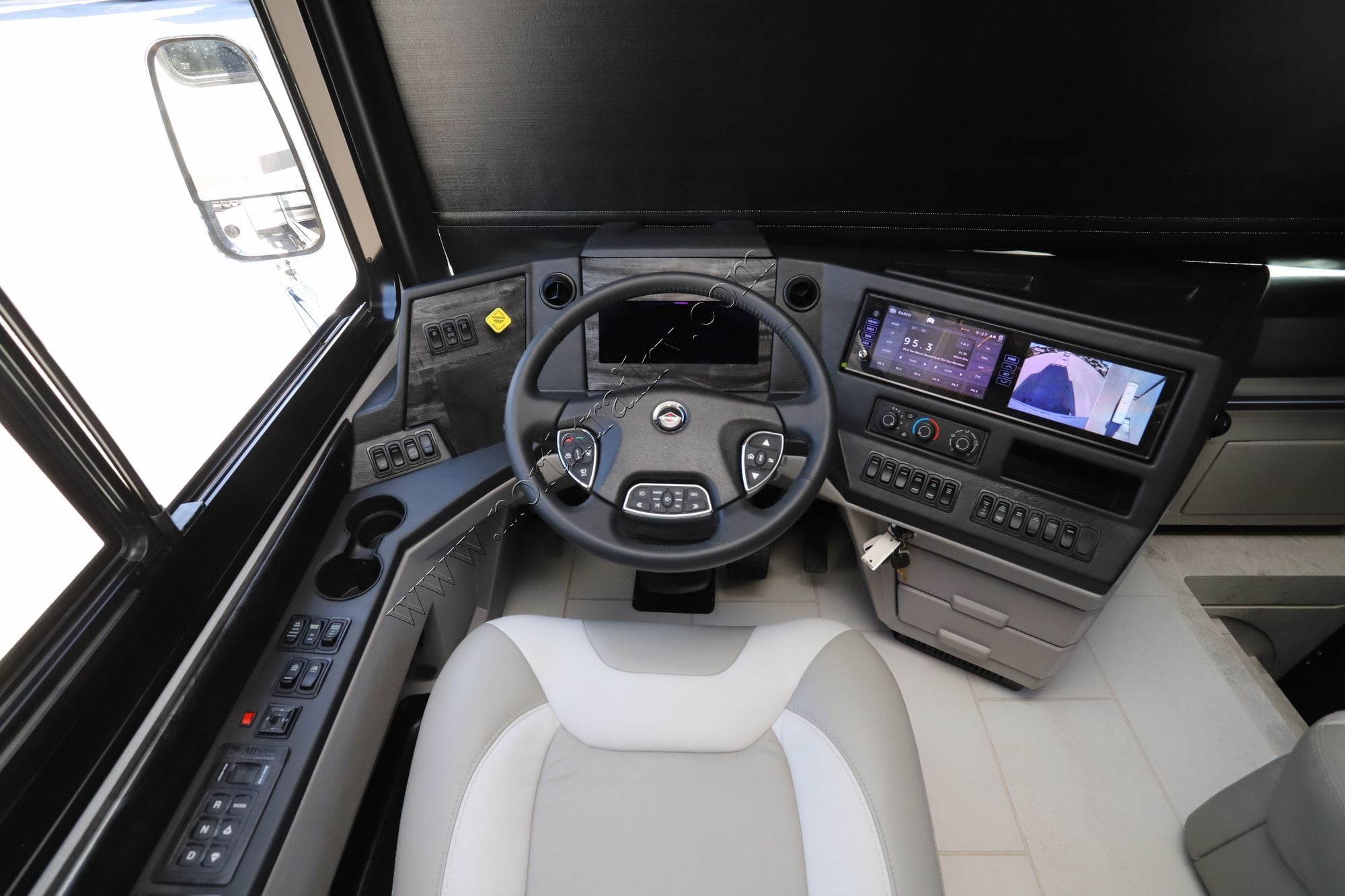 New 2026 Newmar Dutch Star 4325 Class A  For Sale