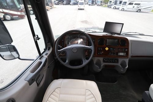 2022 Dynamax Dynaquest Xl 37RB