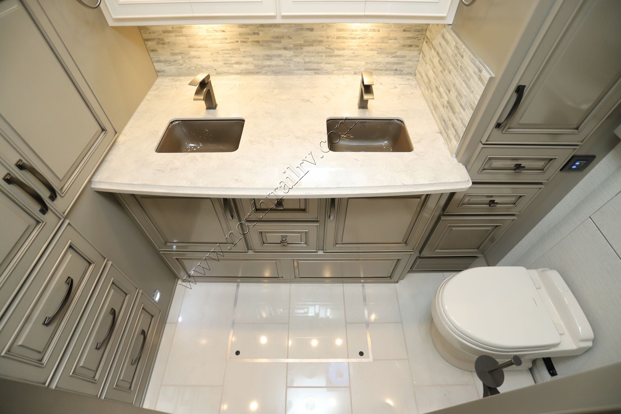 New 2026 Newmar Dutch Star 4325 Class A  For Sale