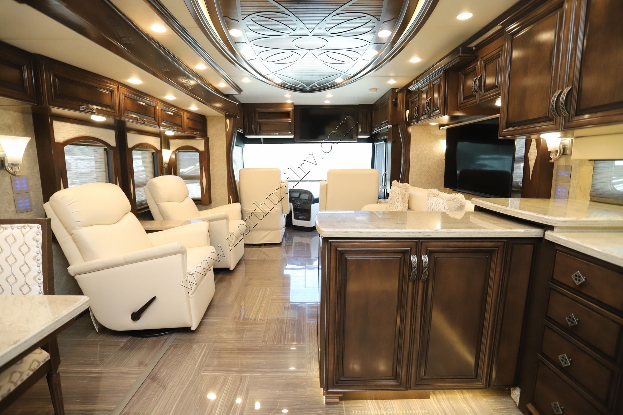 Used 2018 Newmar London Aire 4534 Class A  For Sale