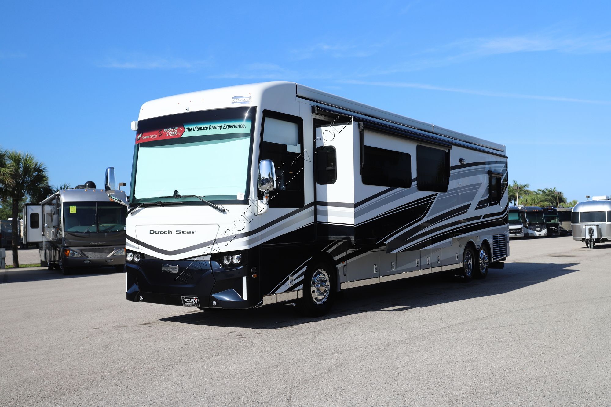 New 2026 Newmar Dutch Star 4325 Class A  For Sale