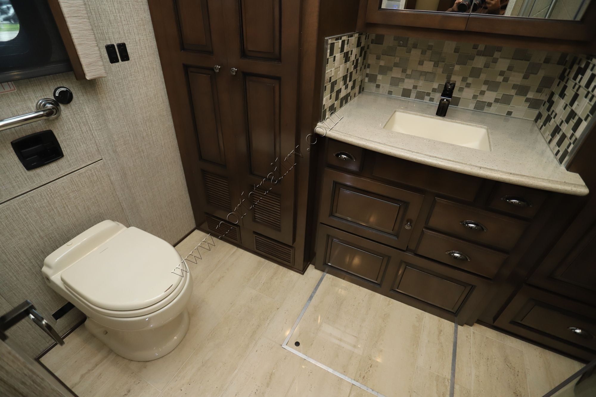 Used 2021 Newmar Dutch Star 4326 Class A  For Sale