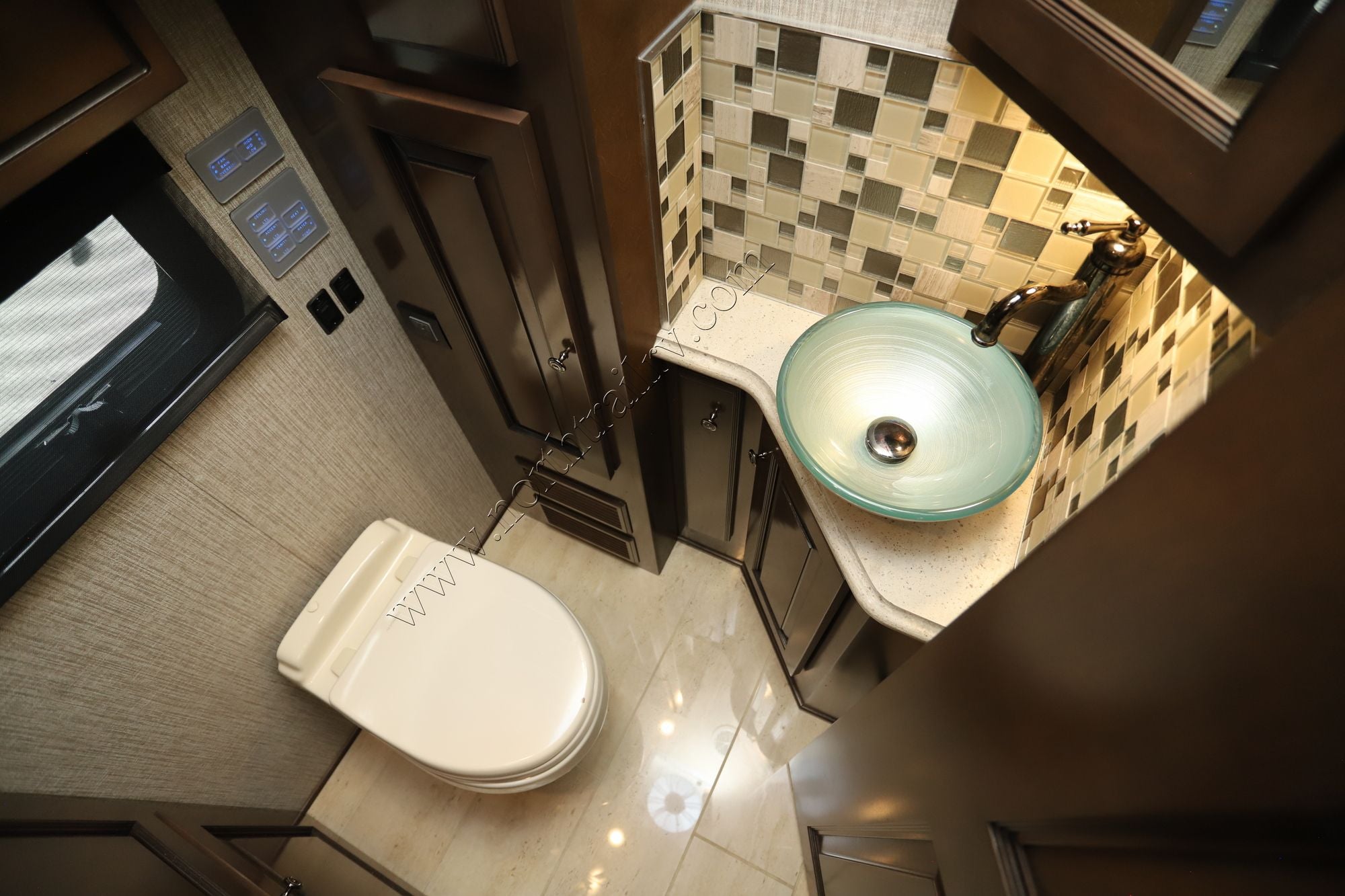 Used 2021 Newmar Dutch Star 4326 Class A  For Sale