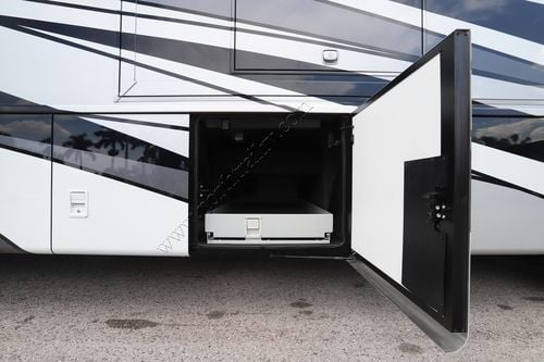 2026 Newmar Ventana 4340 Class A