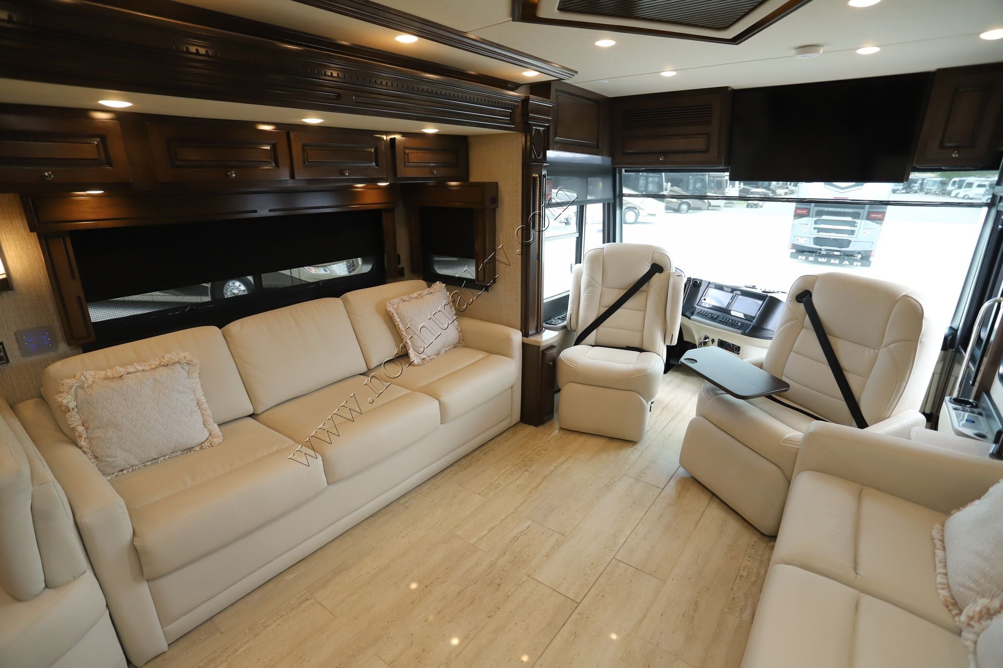 Used 2021 Newmar Dutch Star 4326 Class A  For Sale