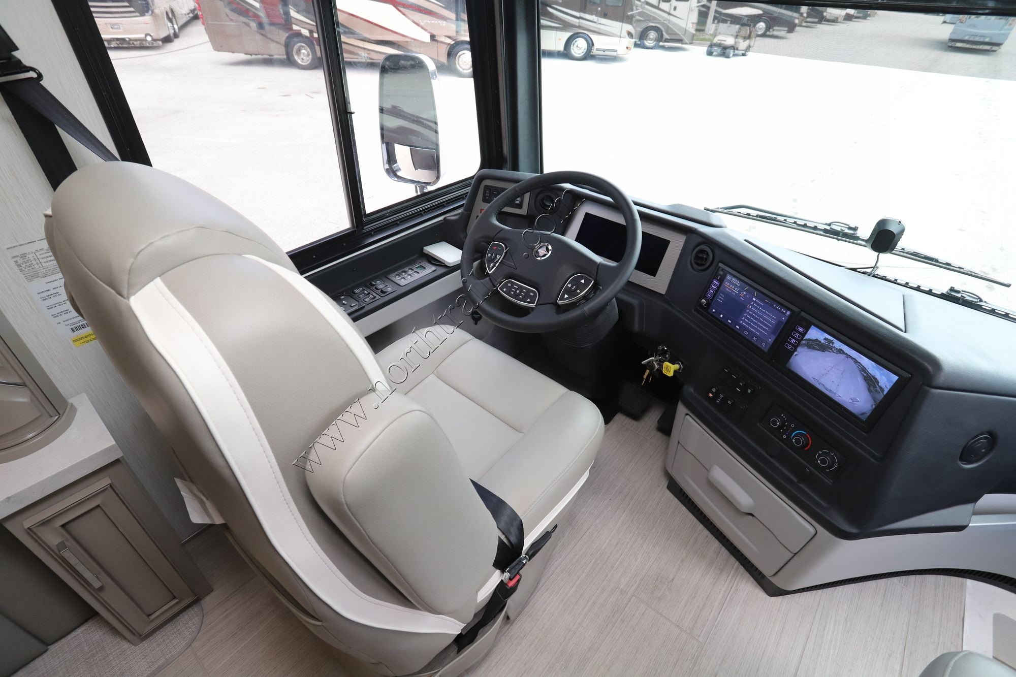 New 2026 Newmar Ventana 4340 Class A  For Sale