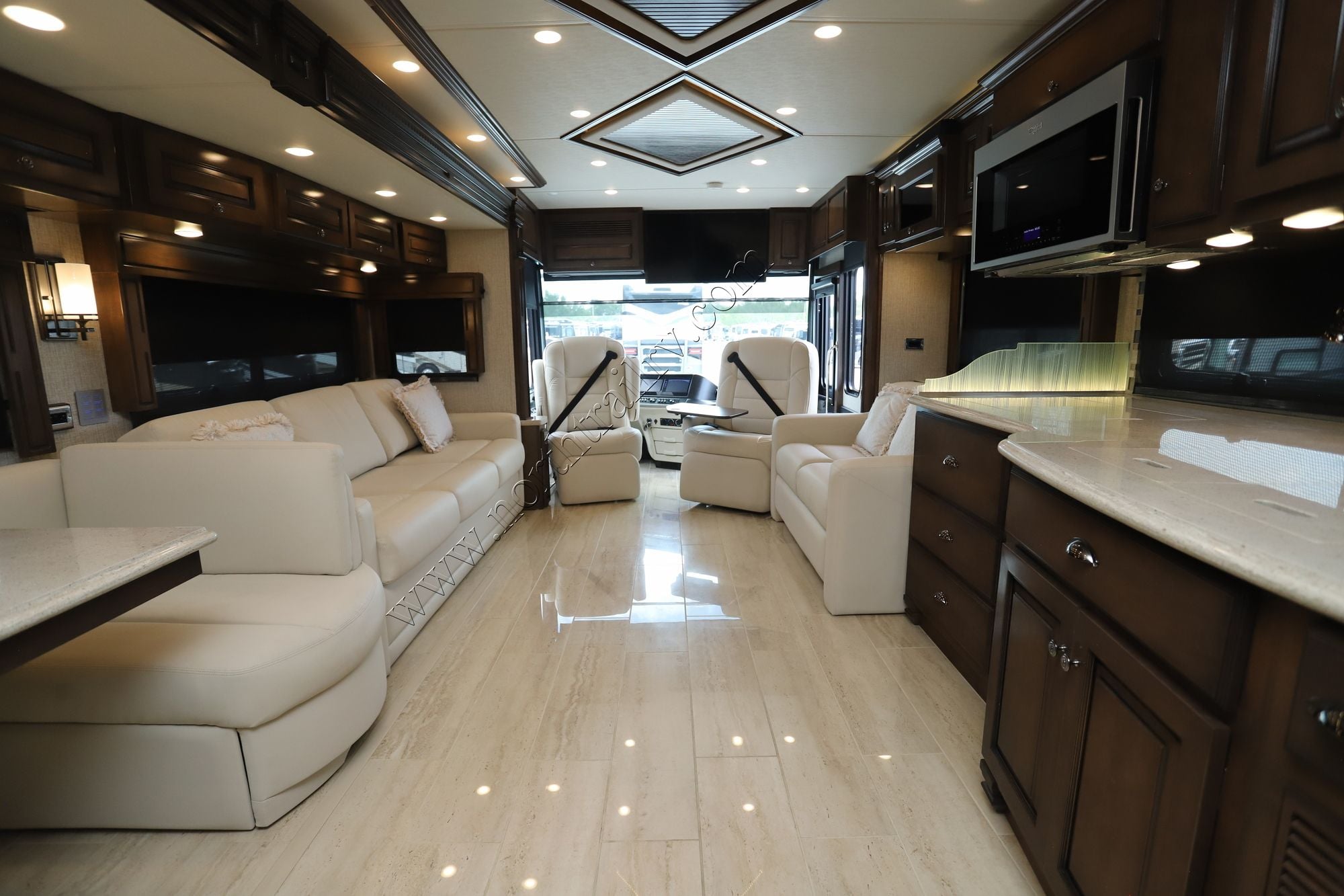 Used 2021 Newmar Dutch Star 4326 Class A  For Sale