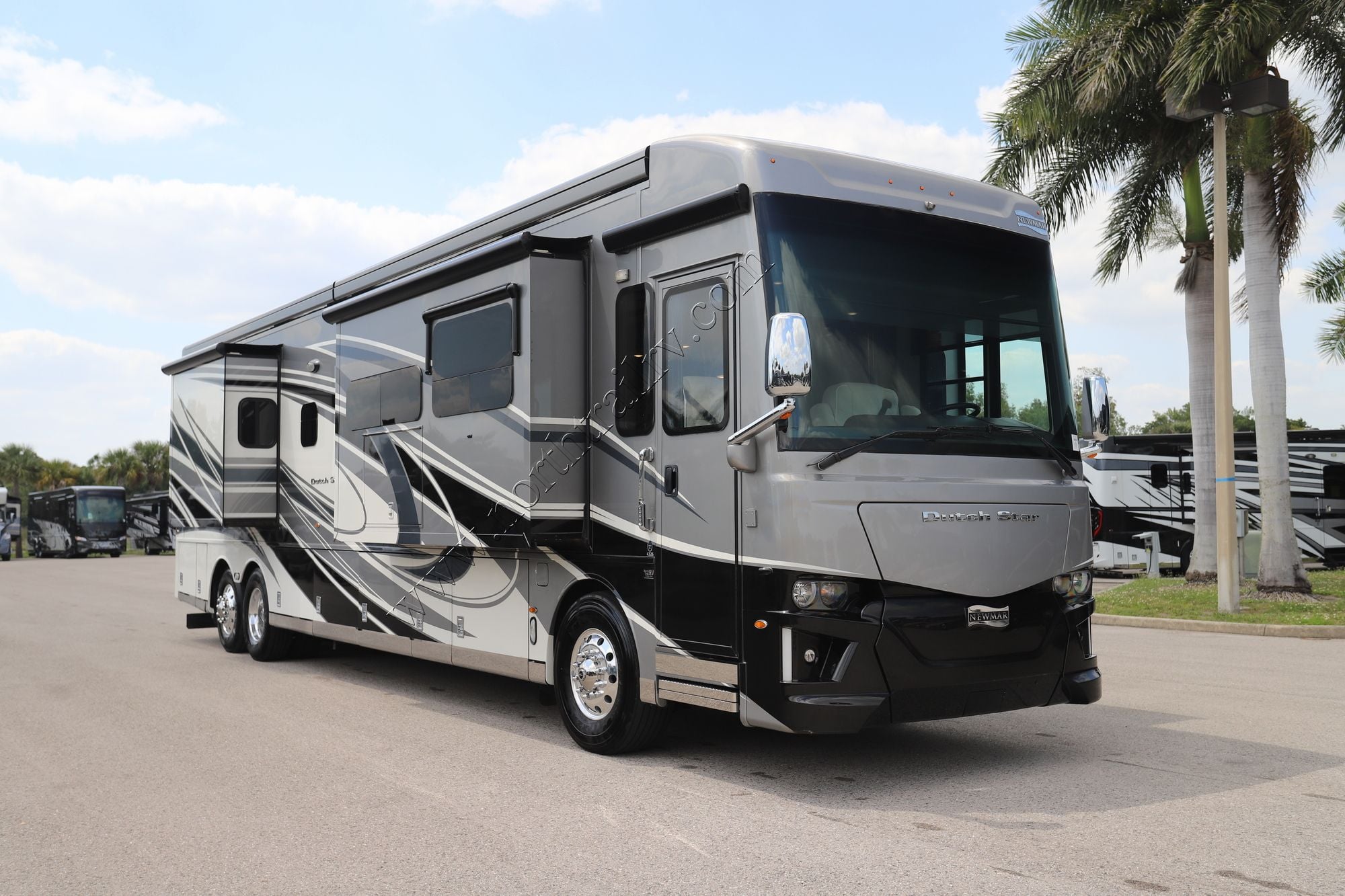Used 2021 Newmar Dutch Star 4326 Class A  For Sale