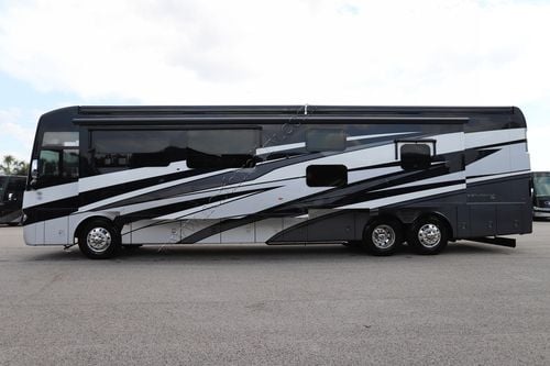 2026 Newmar Ventana 4340 Class A