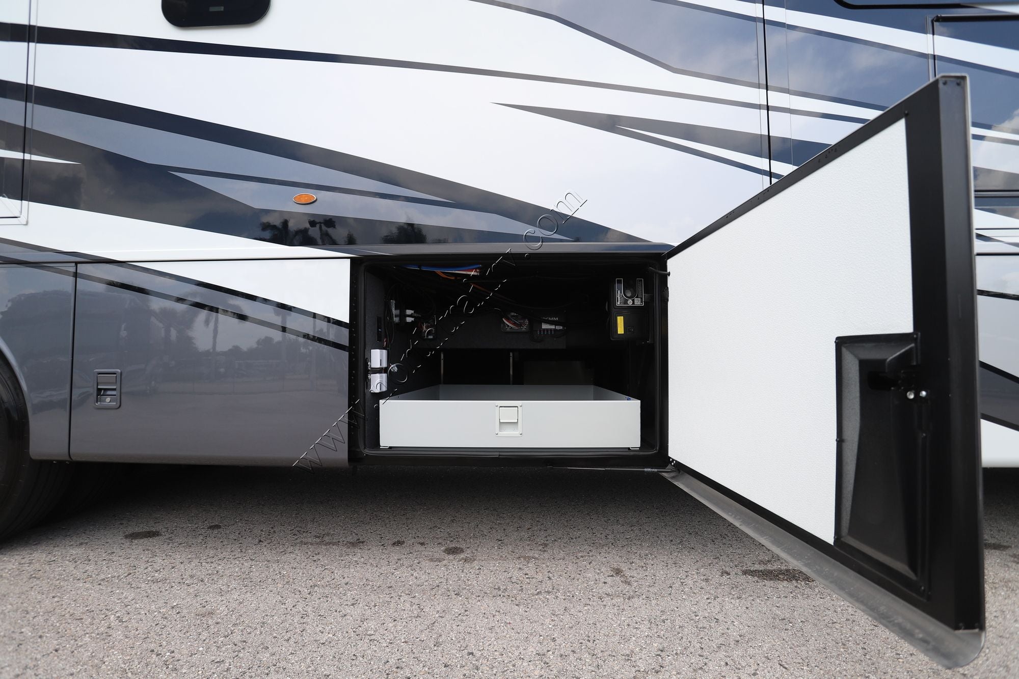 New 2026 Newmar Ventana 4340 Class A  For Sale