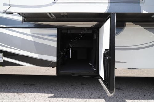 2021 Newmar Dutch Star 4326