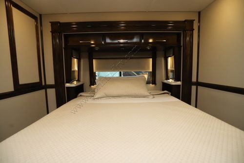 2023 Renegade Rv Xl 45DBM